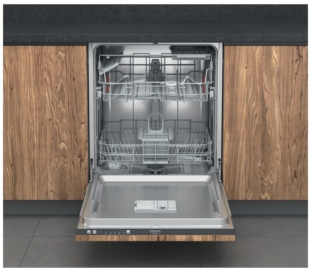 Встраиваемая посудомоечная машина Hotpoint-Ariston hic 3o33 WF